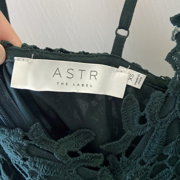 ASTR the Label Green Midi Lace Dress - Picture 8 of 8